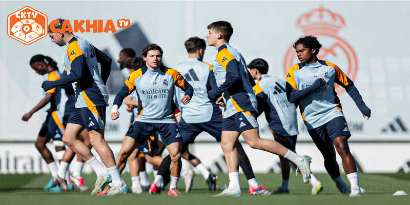 Cakhia TV phát sóng trực tiếp lễ ký kết hợp đồng tân binh