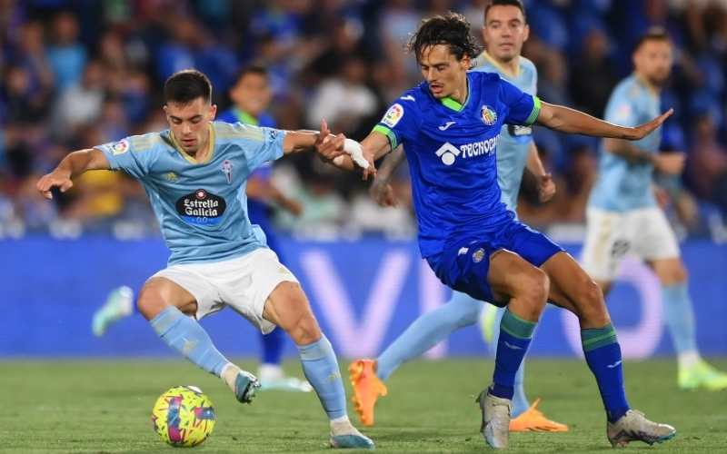 Đối thủ cạnh tranh ở nhóm dưới