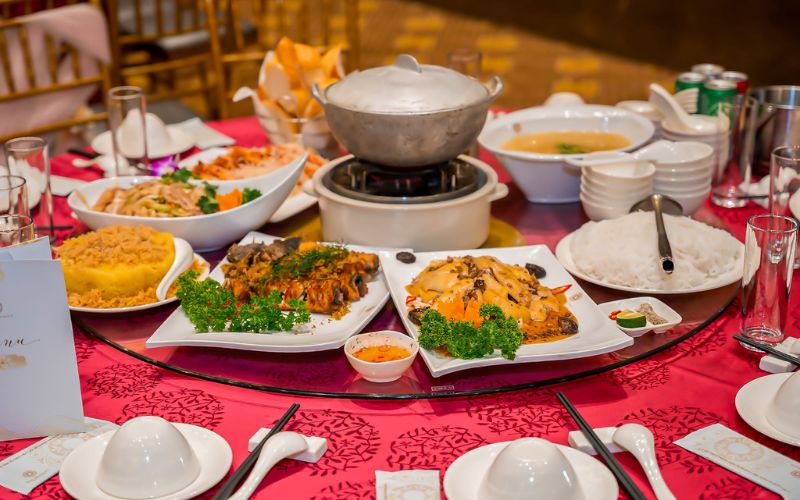 Mâm cỗ cưới